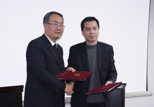 威龍公司與濰坊職業(yè)學(xué)院舉行合作簽約儀式