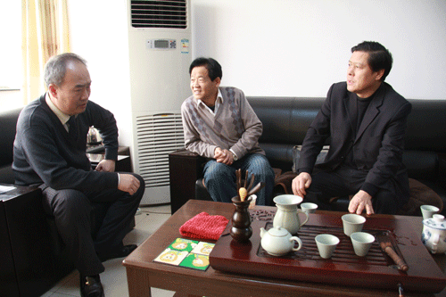 濰坊市工商聯(lián)企業(yè)發(fā)展促進商會領(lǐng)導到我司檢查指導工作