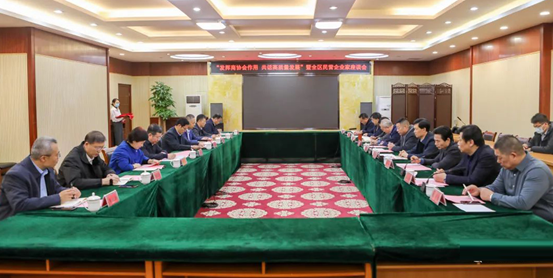 濰坊威龍電子商務(wù)科技有限公司受邀參加奎文區(qū)“發(fā)揮商協(xié)會(huì)作用 共話高質(zhì)量發(fā)展”暨全區(qū)民營(yíng)企業(yè)家座談會(huì)